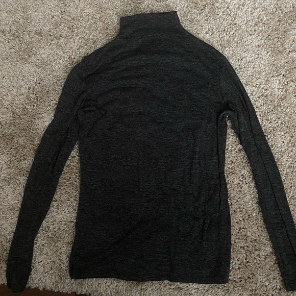 H&M Longsleeve Grey Turtleneck - Picture 2 of 2